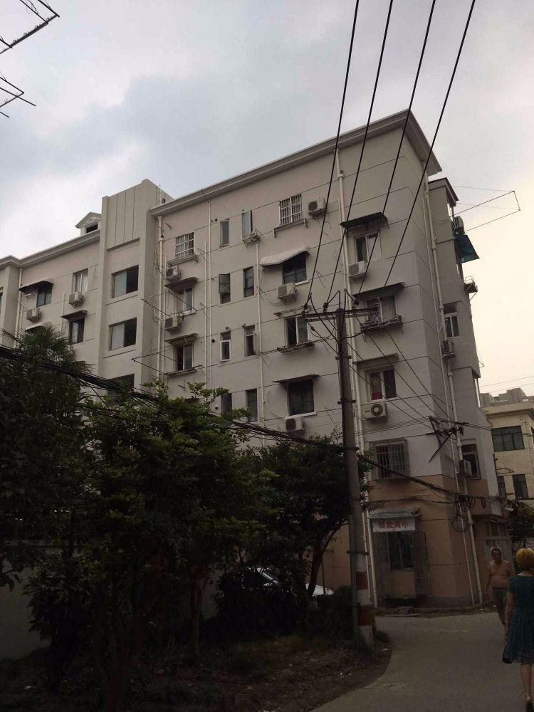 上海延长中路451弄小区二手房房源图片