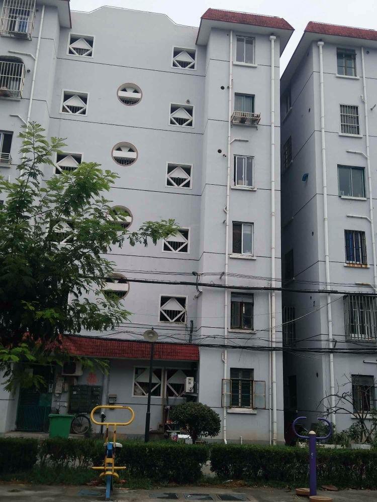 上海临河小区二手房房源图片