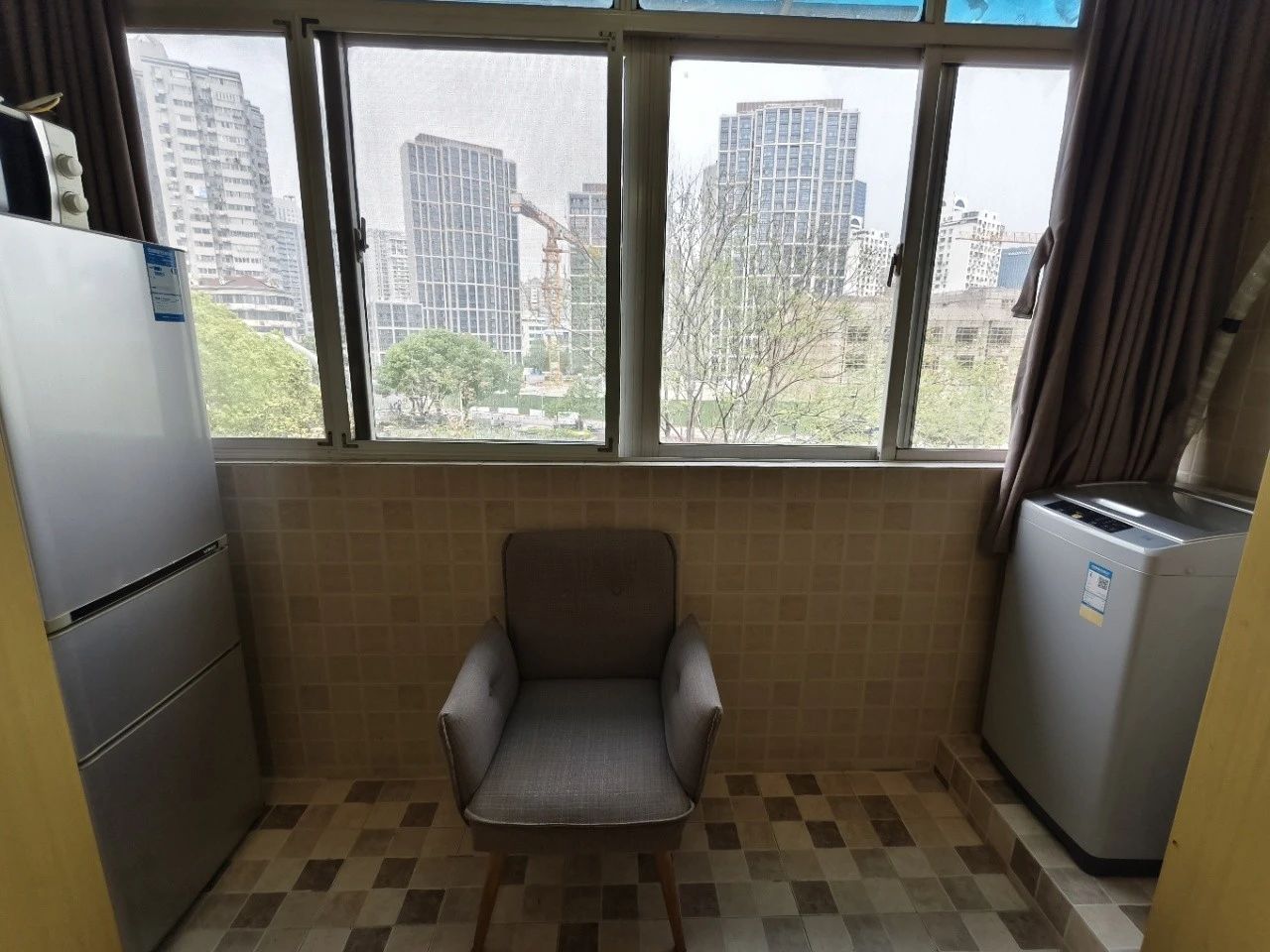 上海新闸路272-280号小区二手房房源图片