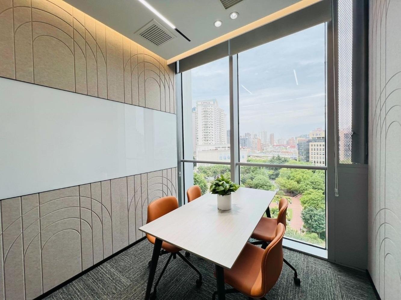 上海前海人寿金融大厦二手房房源图片