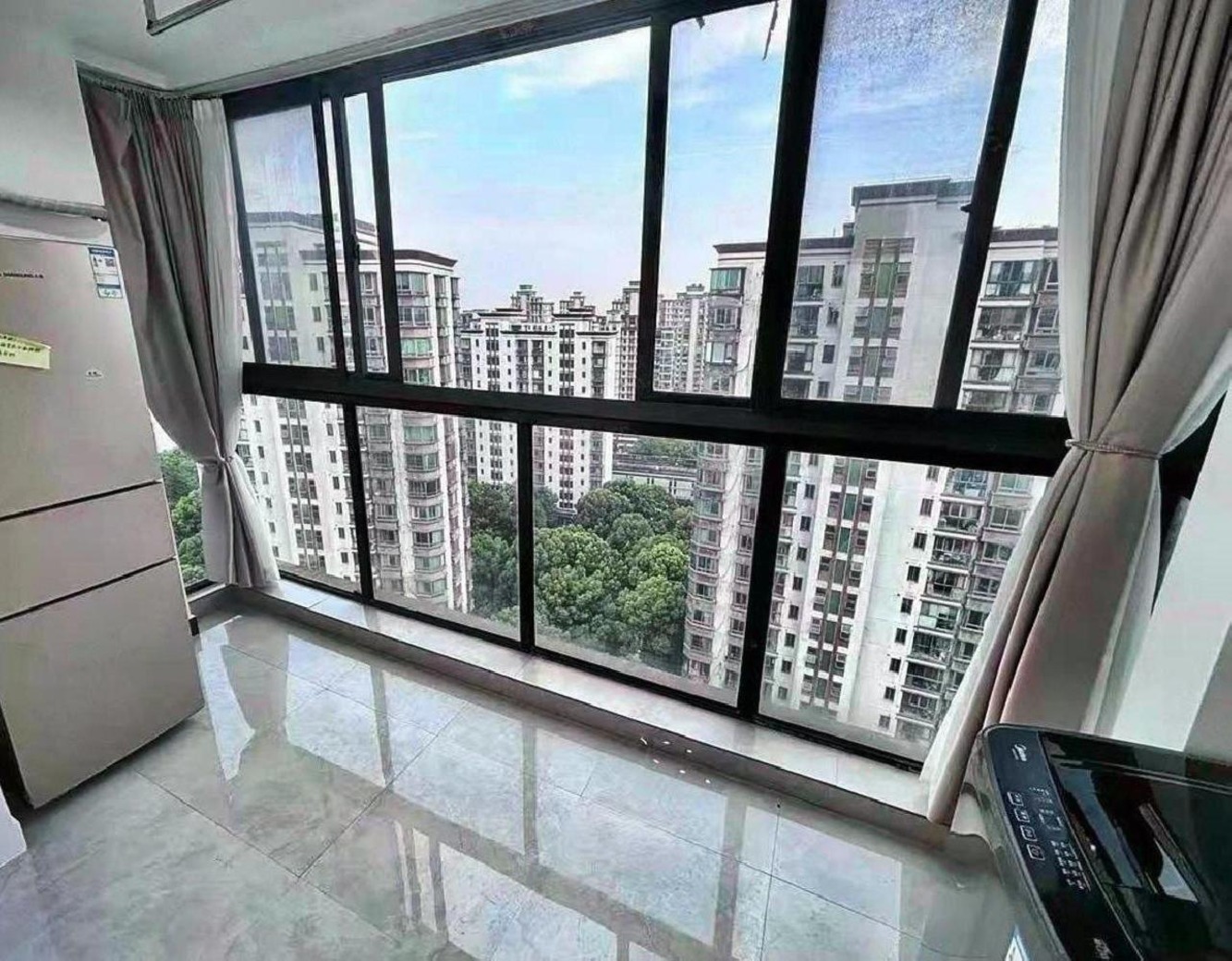 上海金沪路97号楼二手房房源图片