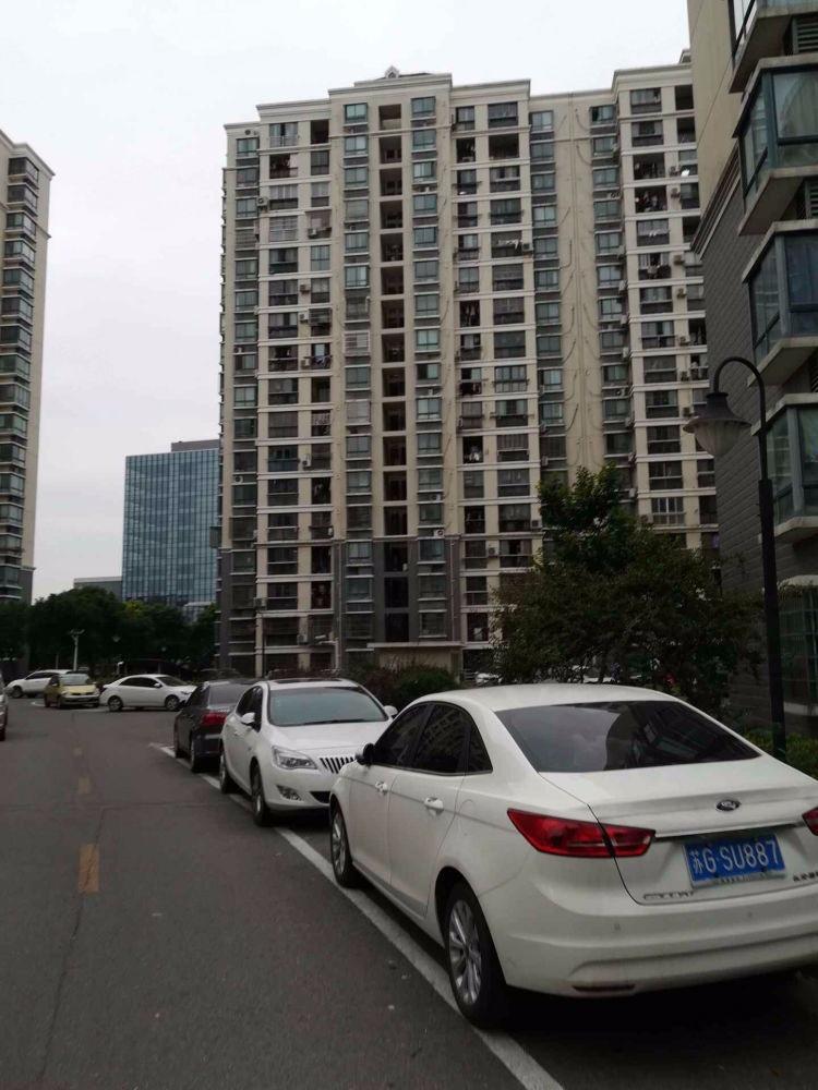上海新高苑兰园二手房房源图片