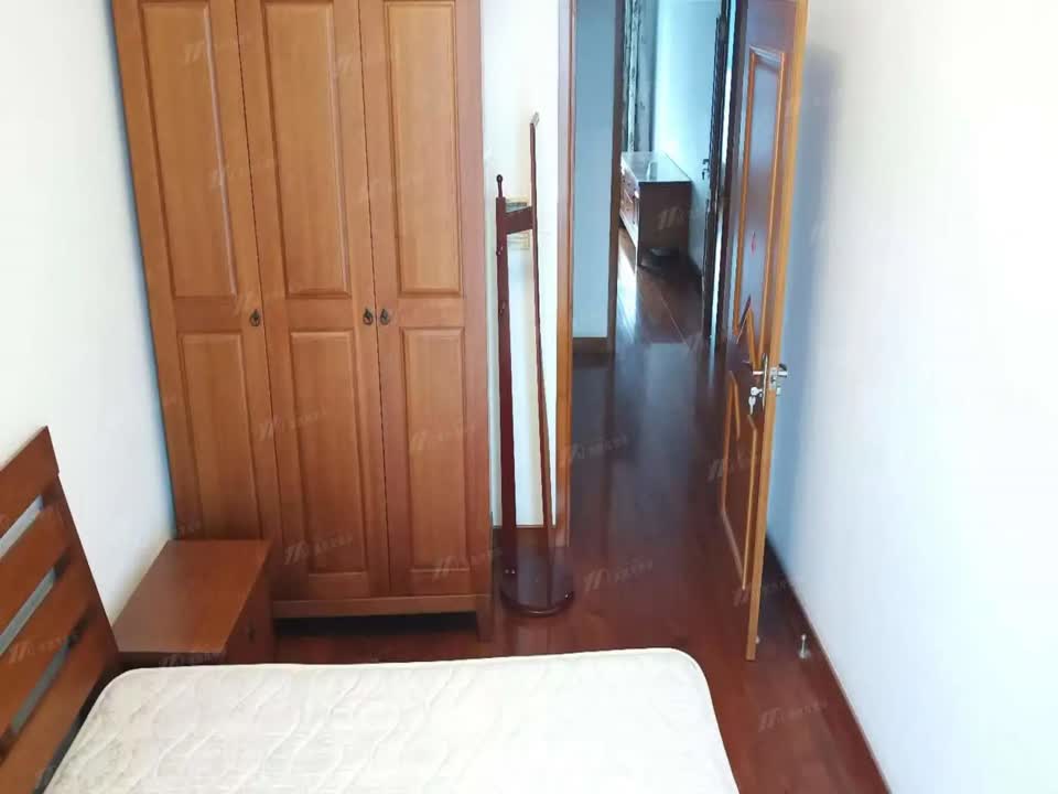 上海陆家嘴国际华城二手房房源图片
