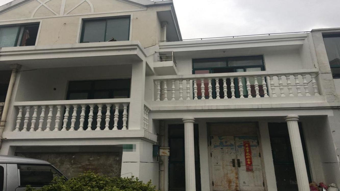 上海雅鹿新苑(一期别墅)二手房房源图片