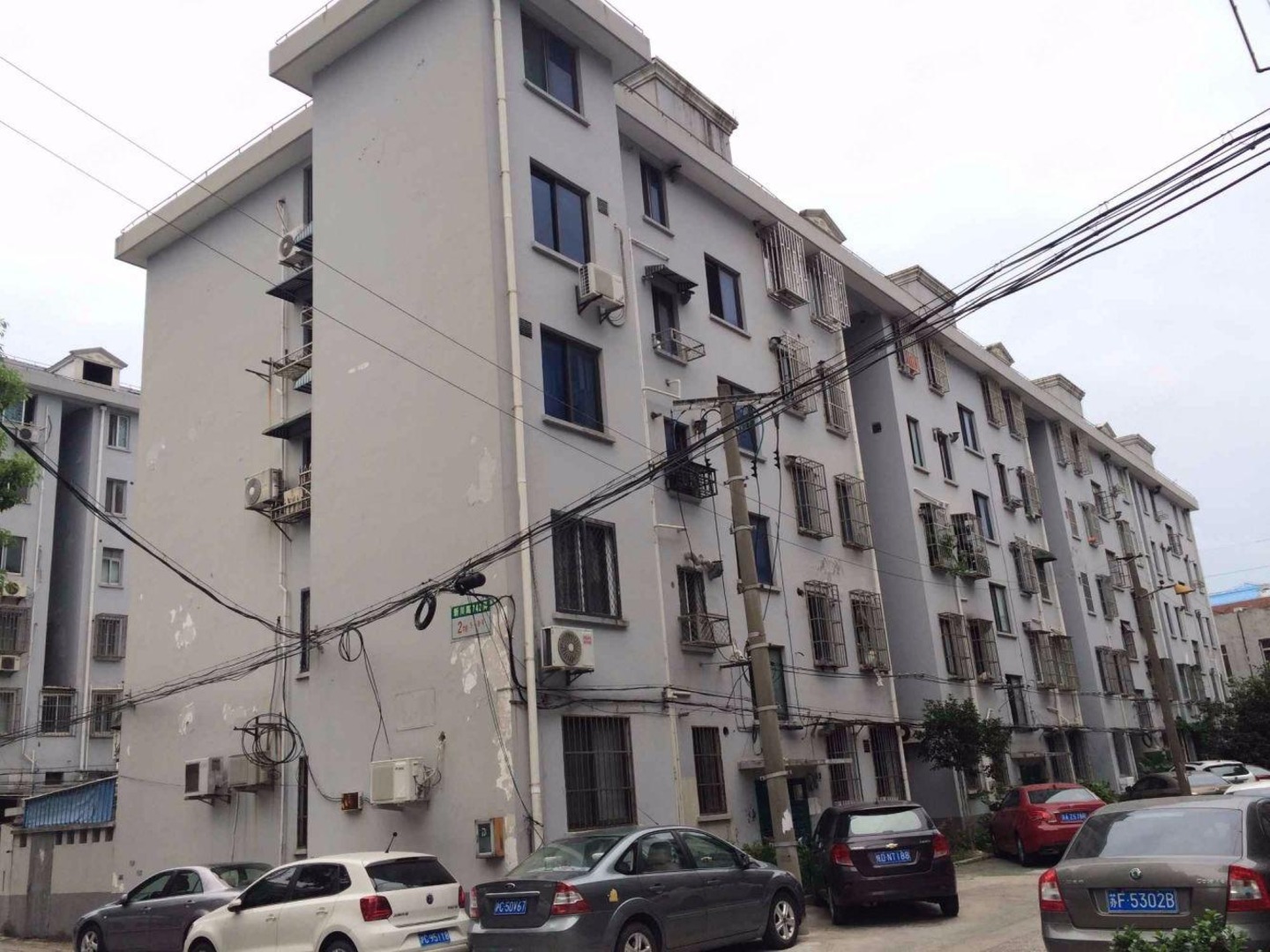 上海新川路742弄小区二手房房源图片