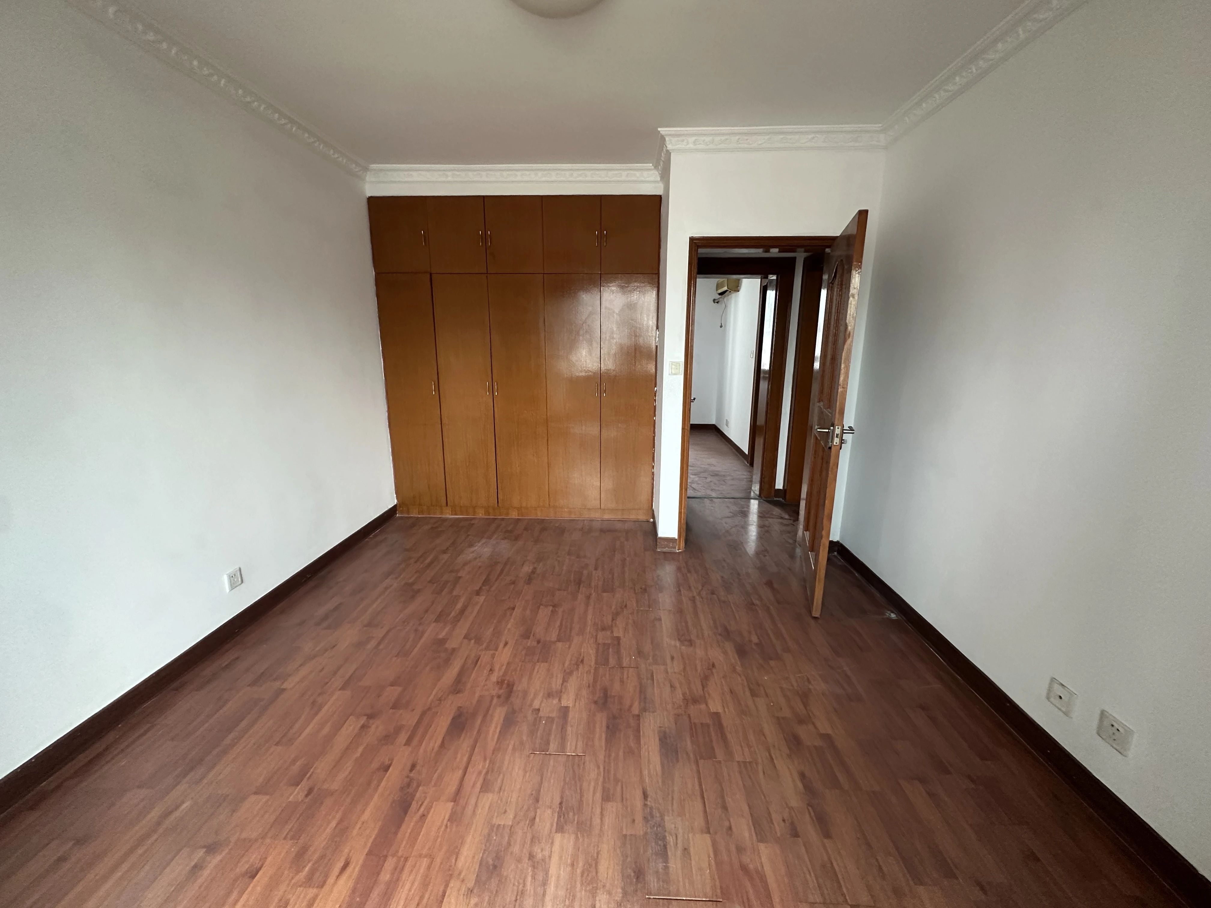 上海松柏公寓二手房房源图片