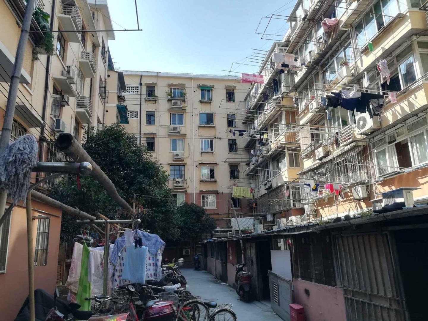 上海瞿溪路830弄公房二手房房源图片