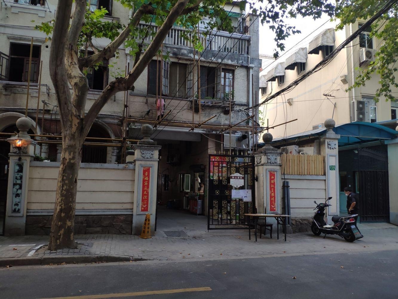 上海南昌路212弄小区二手房房源图片