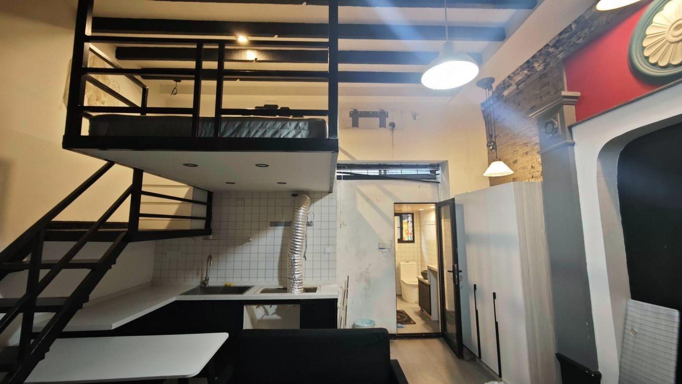 上海建国西路56弄洋房二手房房源图片