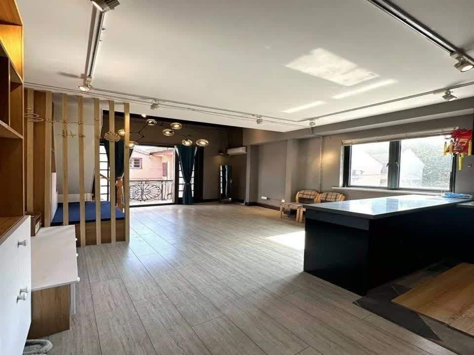 上海长乐路500弄新里二手房房源图片