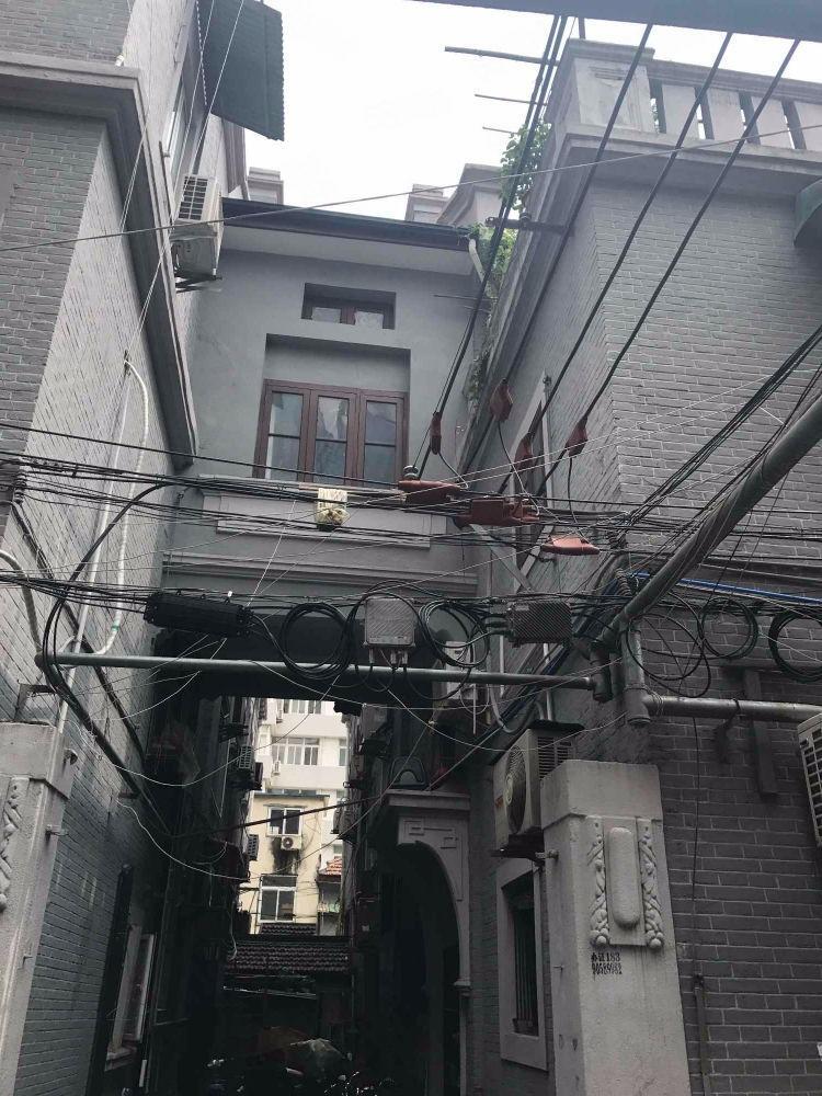 上海江宁路363弄公房二手房房源图片