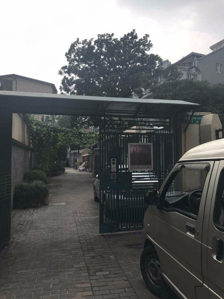 上海江宁路363弄公房二手房房源图片
