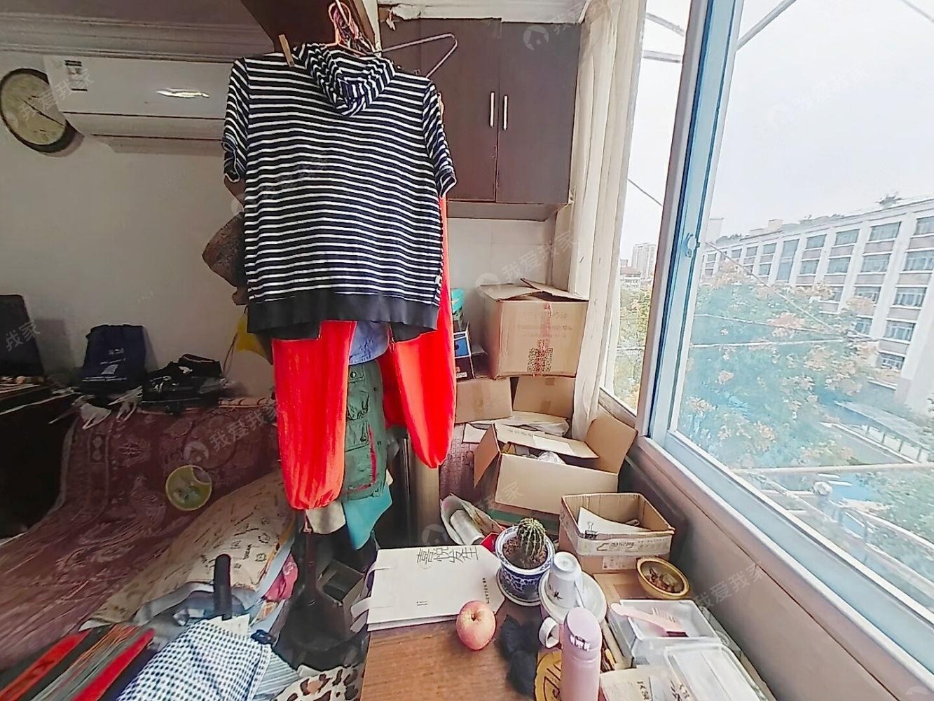 上海局门路573弄小区二手房房源图片