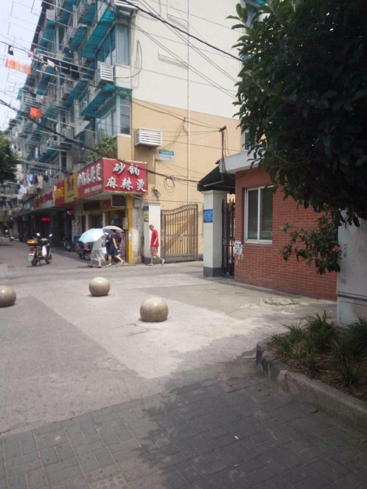 上海大连西路4弄小区二手房房源图片
