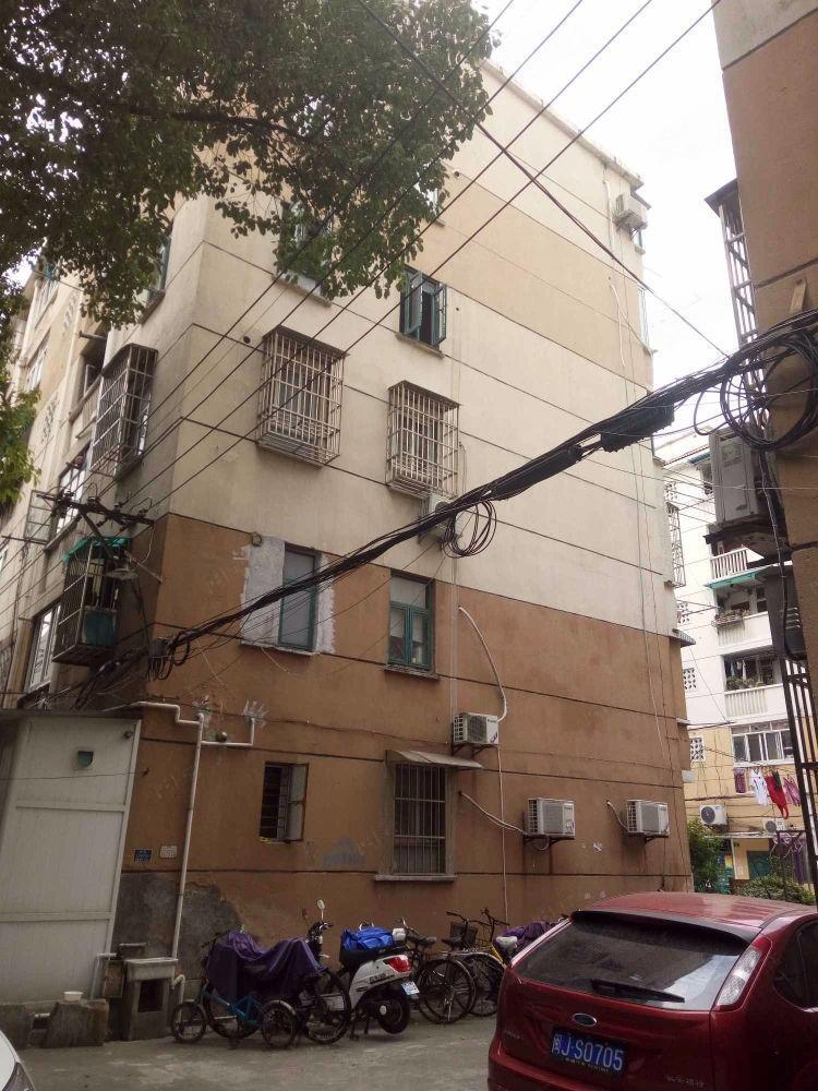 上海大连西路4弄小区二手房房源图片
