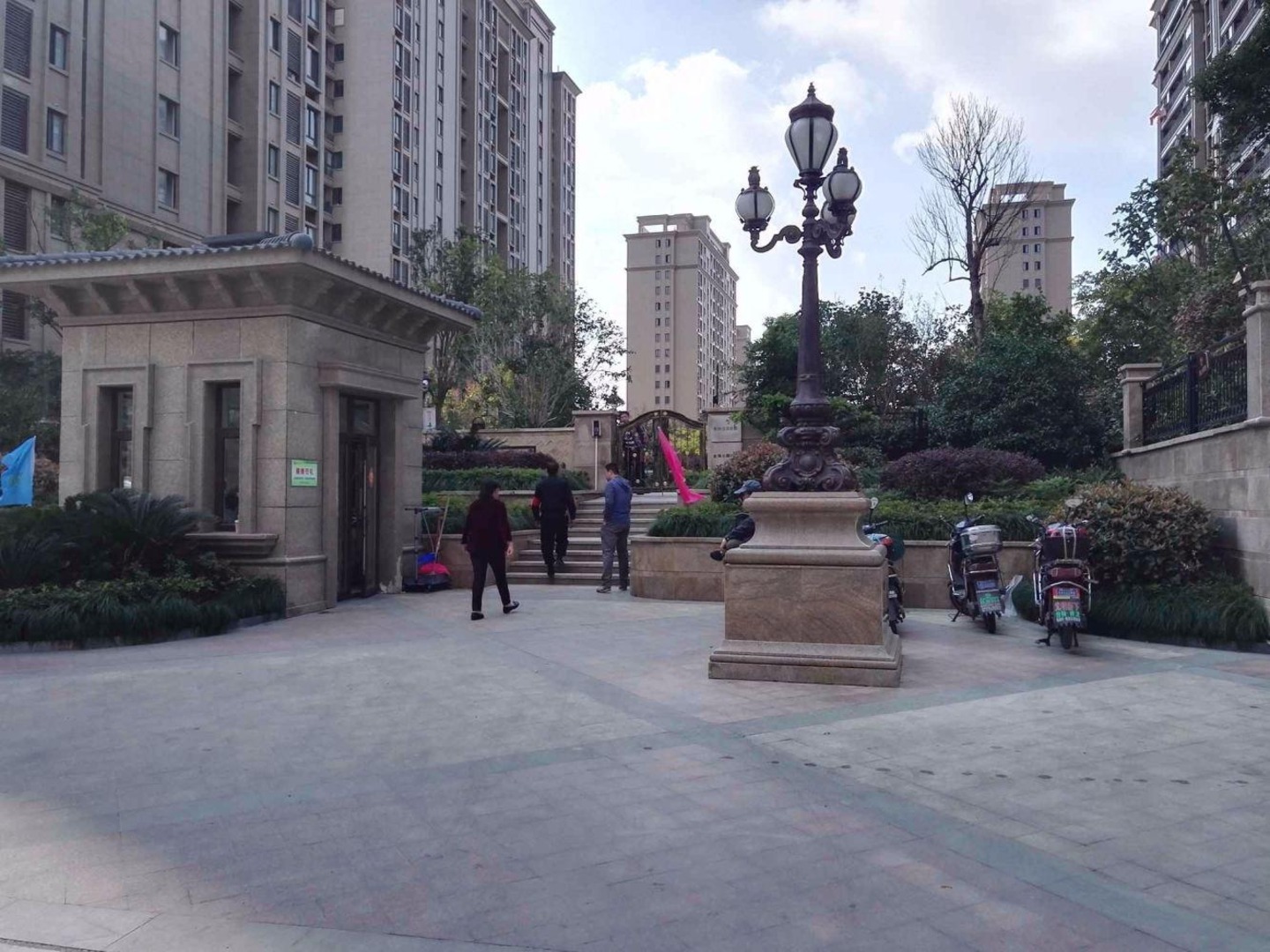 上海华欣苑别墅二手房房源图片