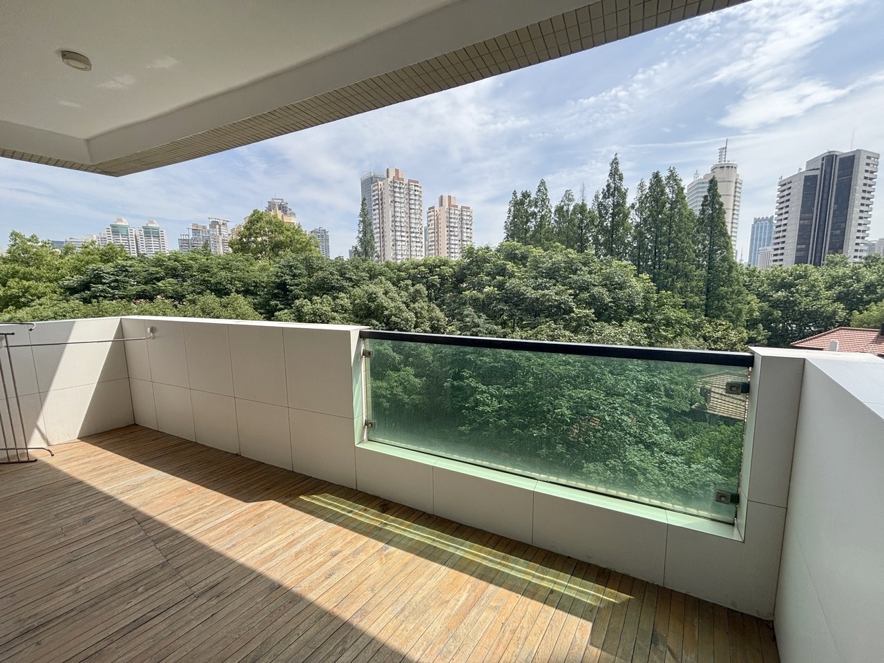 上海鸿艺豪苑二手房房源图片