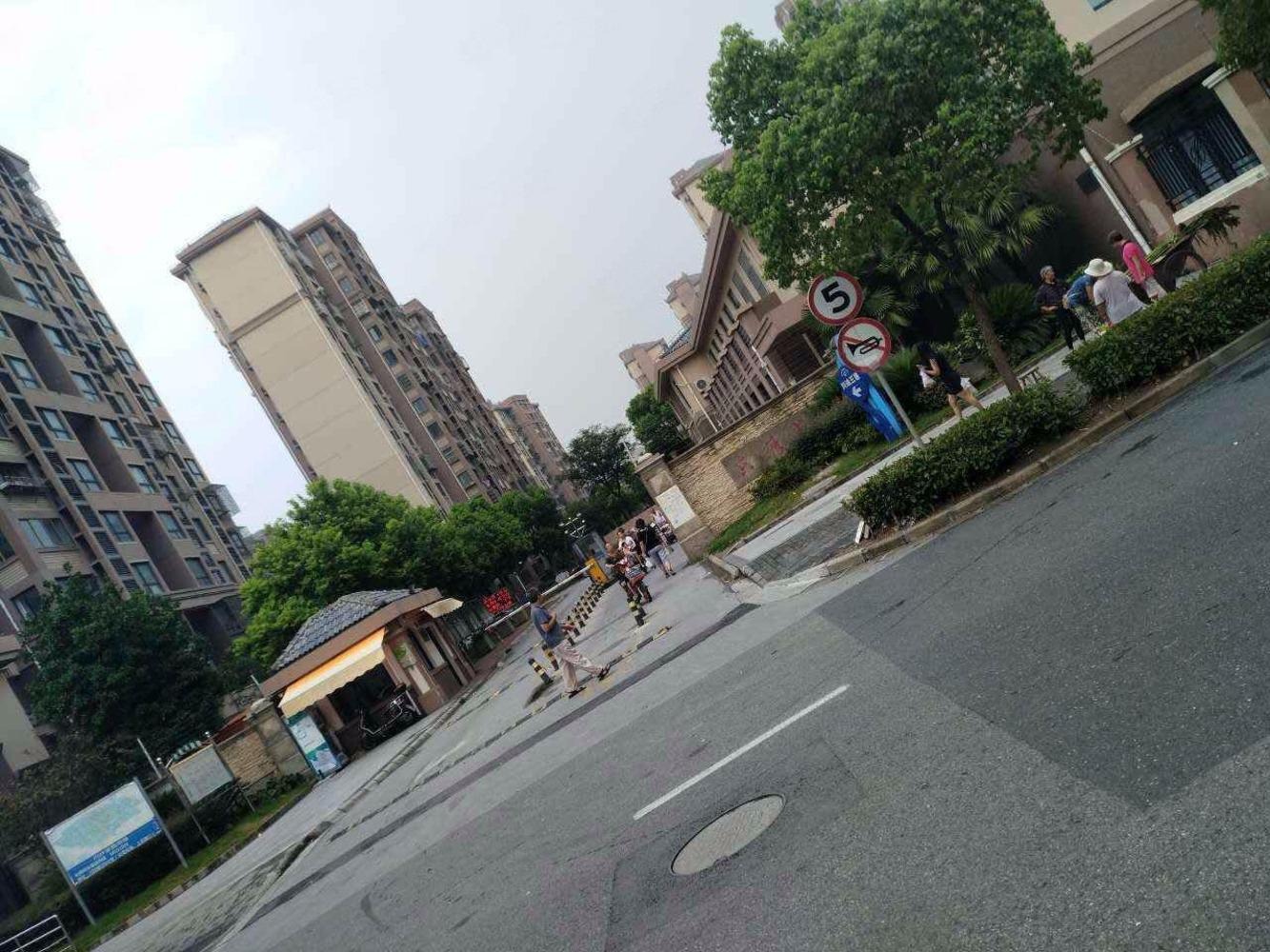 上海东绣苑二手房房源图片