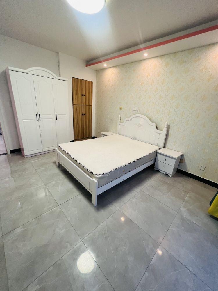 上海齐爱佳苑二手房房源图片