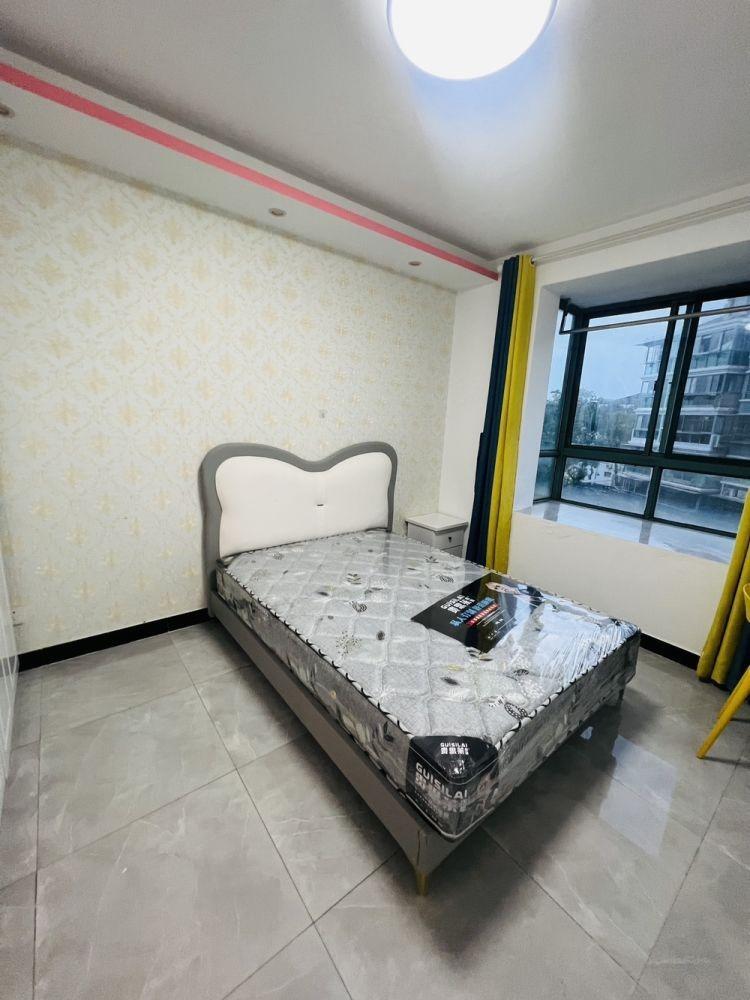 上海齐爱佳苑二手房房源图片