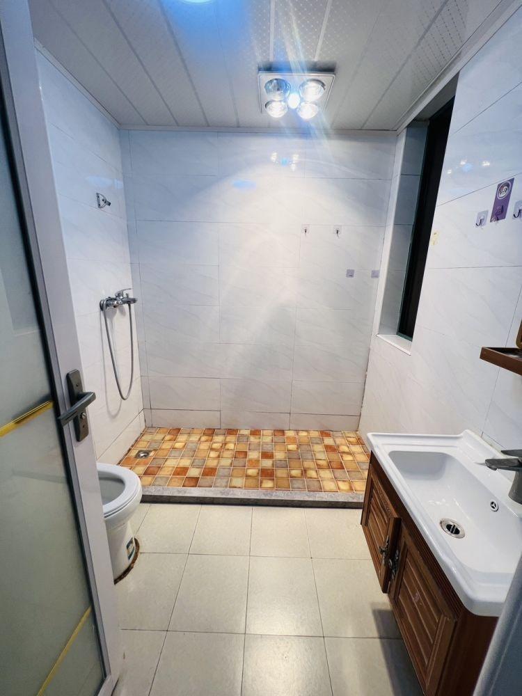 上海齐爱佳苑二手房房源图片