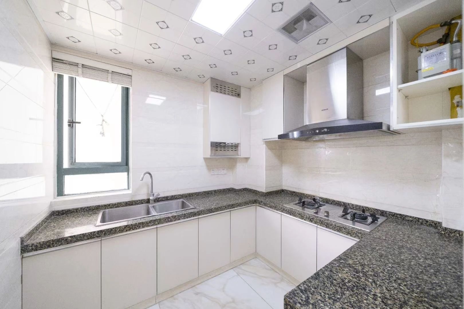 上海东新大厦二手房房源图片