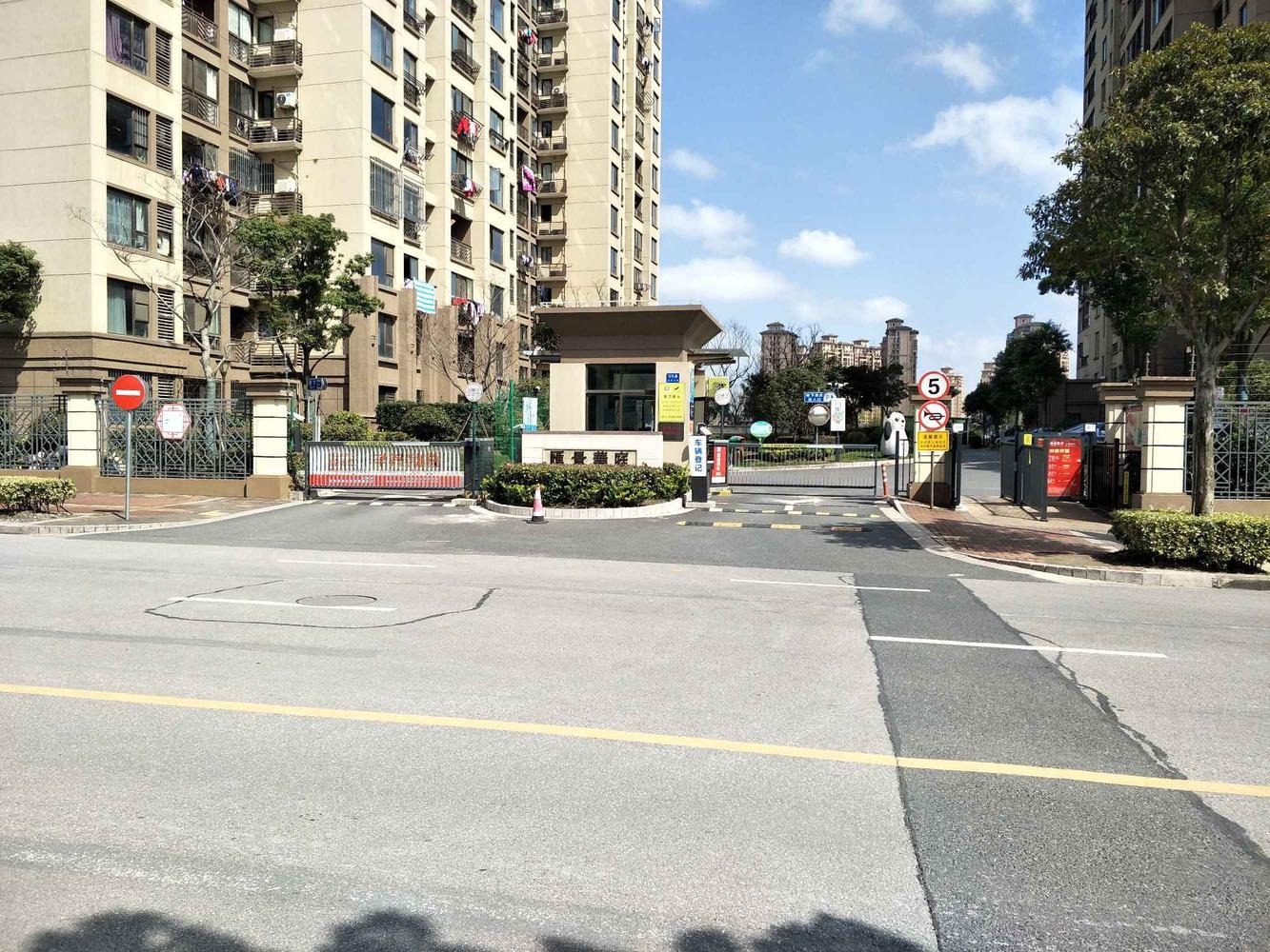 上海日月光伯爵天地汇景华庭二手房房源图片