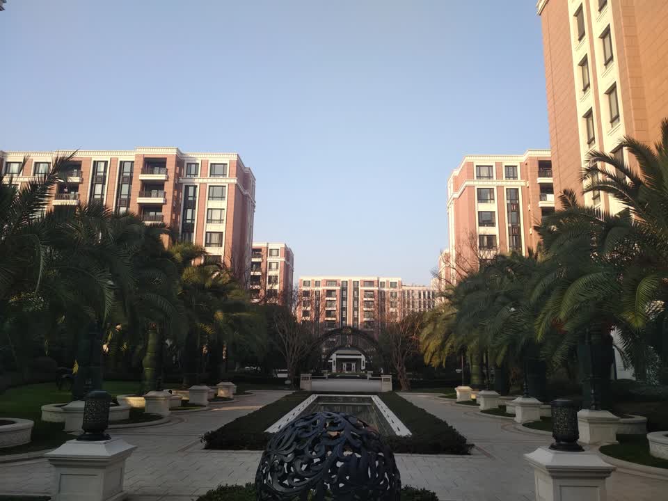 上海宝华紫薇花园二手房房源图片