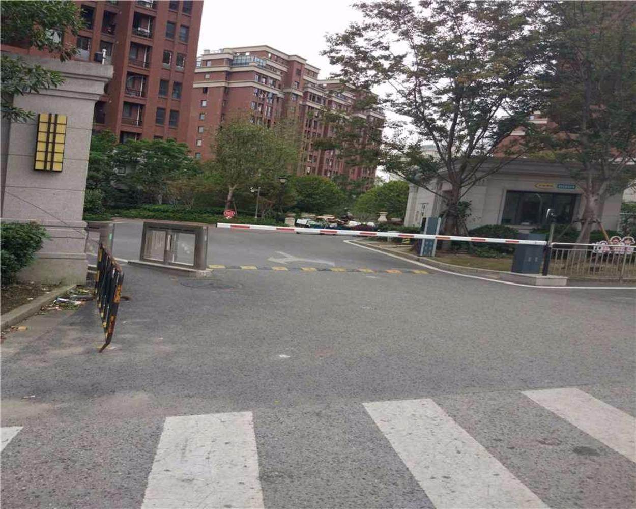 上海尼德兰花园(二期)二手房房源图片