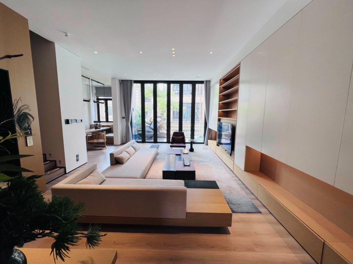 上海航天公寓长春商务楼二手房房源图片