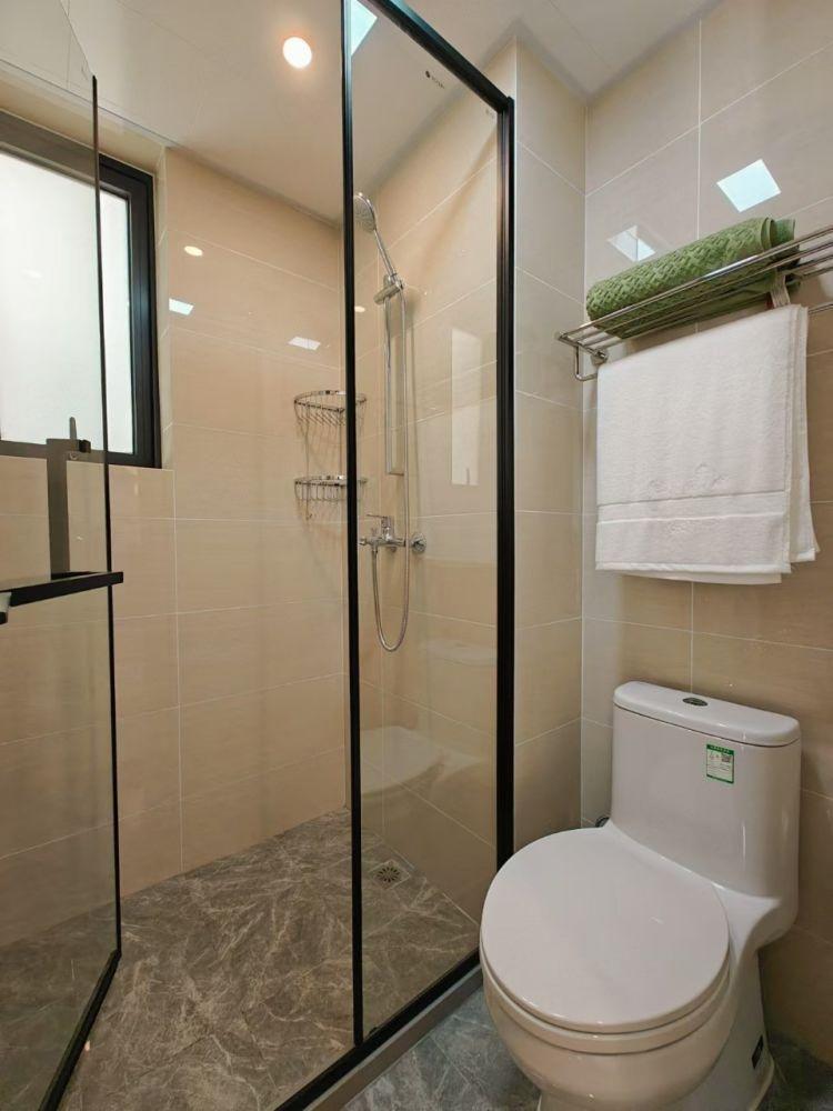 上海龙吴路5485号楼二手房房源图片