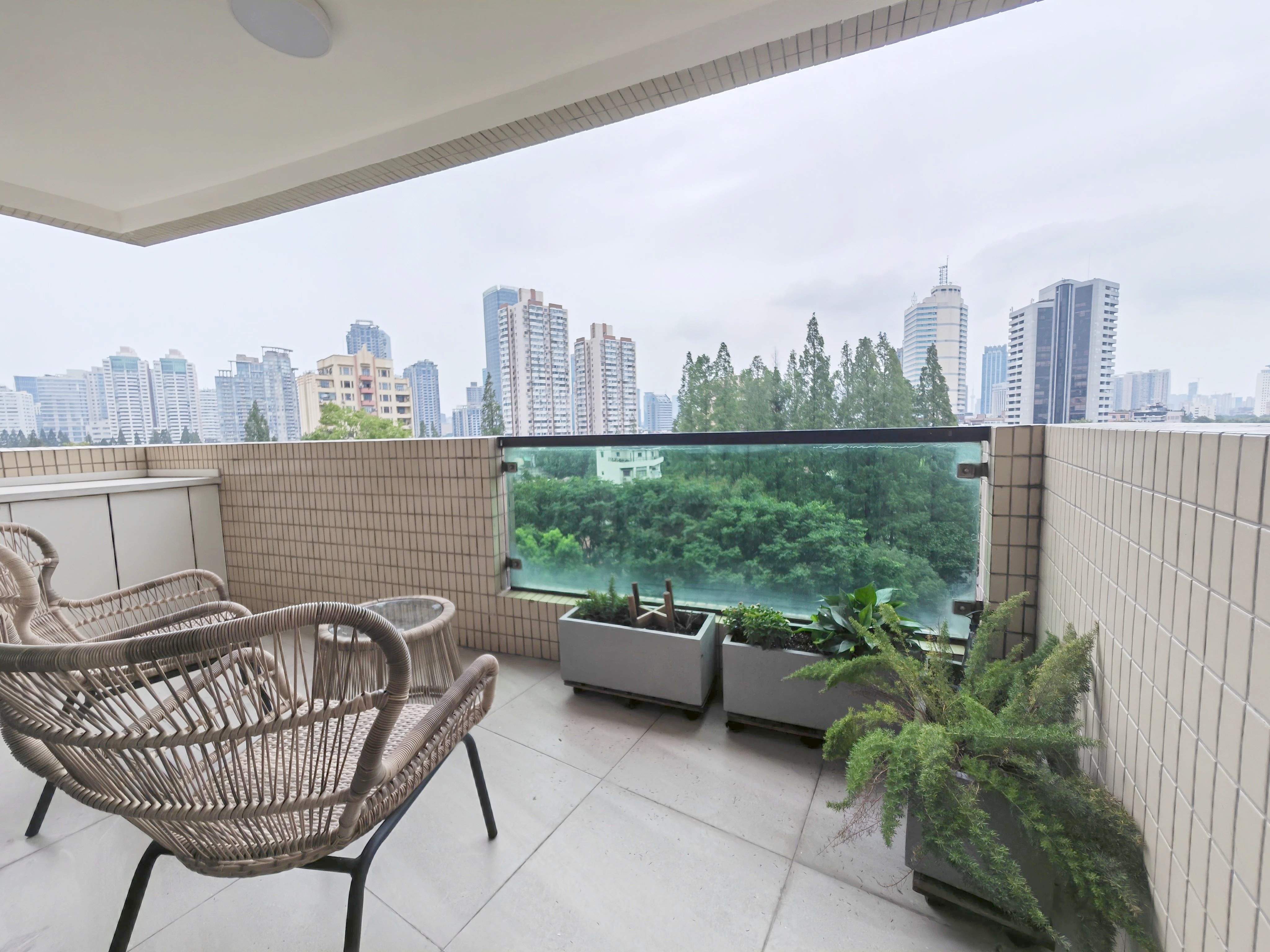 上海鸿艺豪苑二手房房源图片