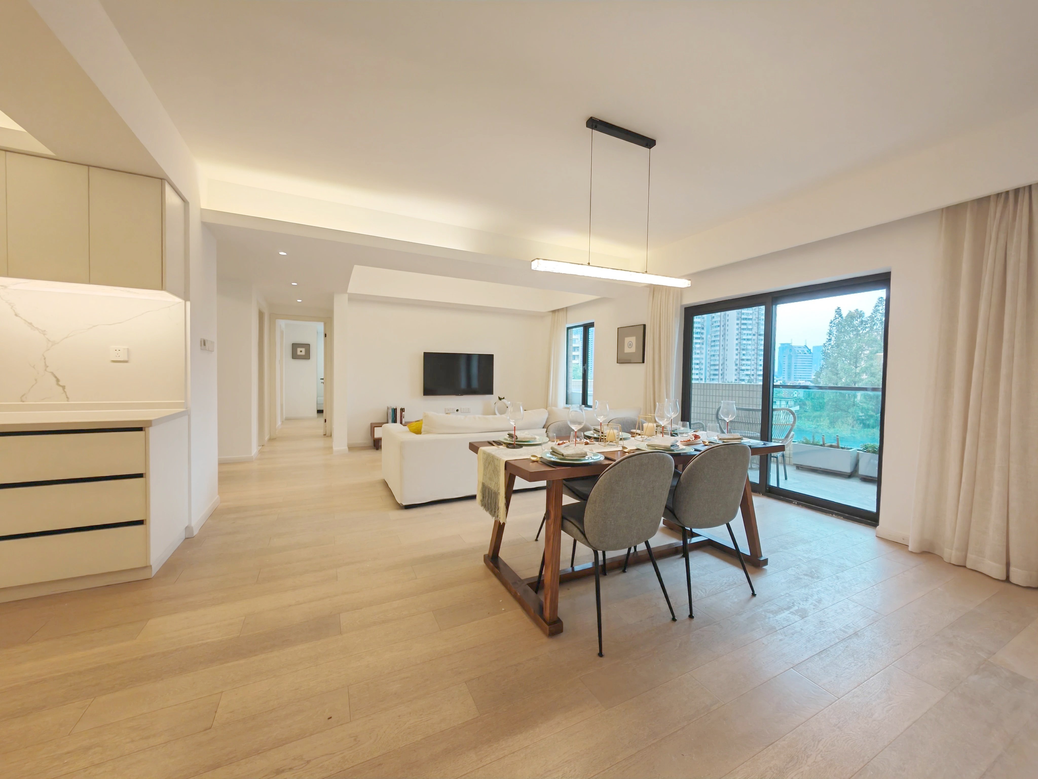 上海鸿艺豪苑二手房房源图片