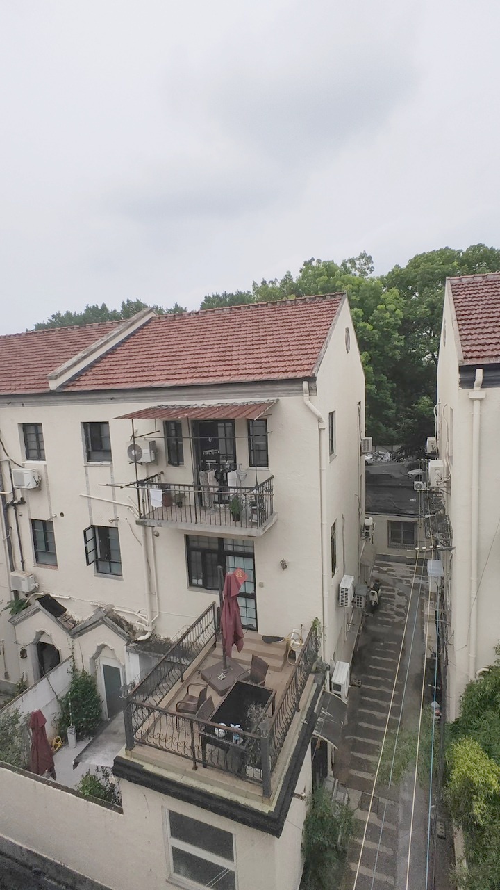 上海高安路18弄小区二手房房源图片
