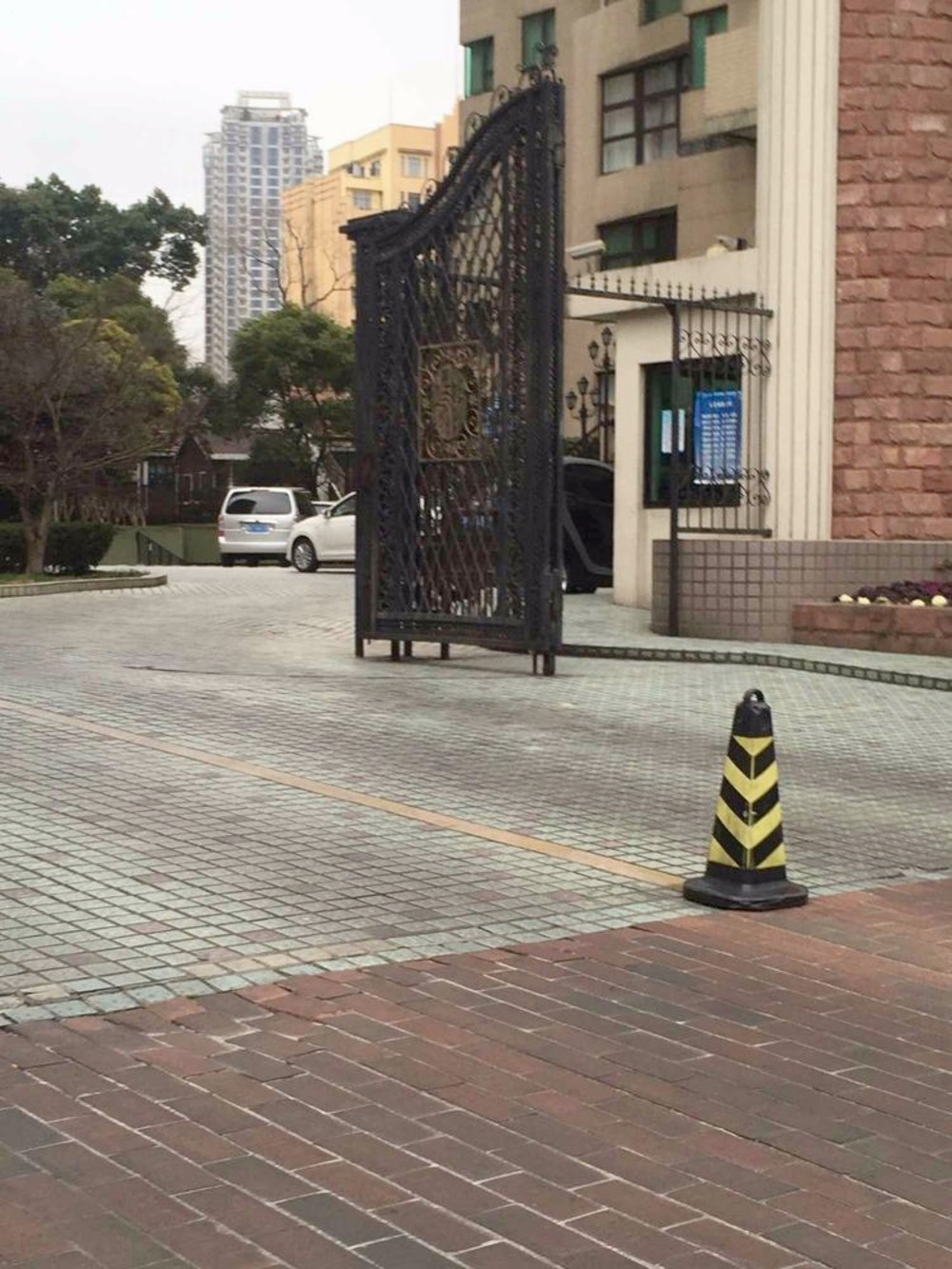 上海鸿艺豪苑二手房房源图片