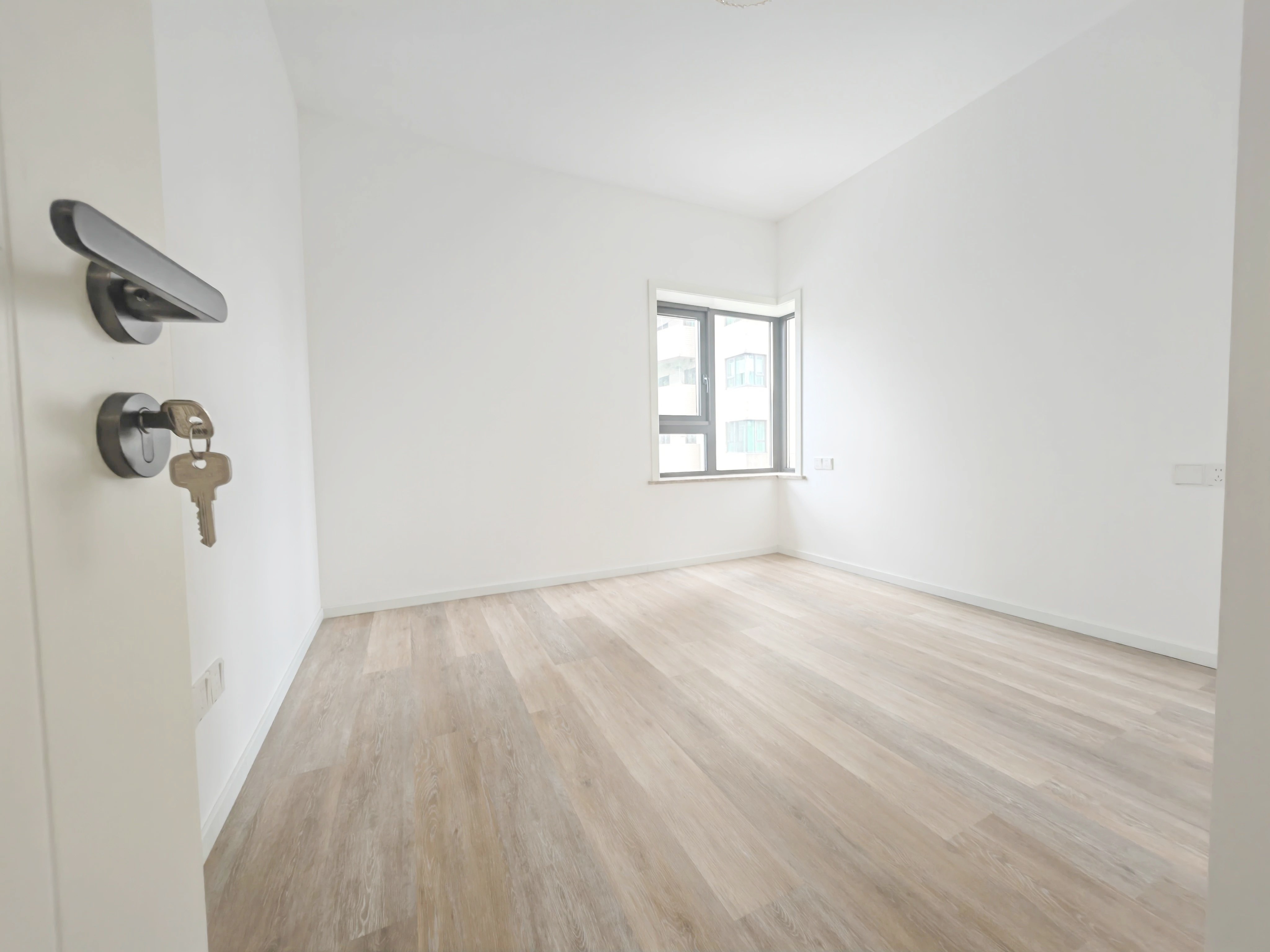 上海鸿艺豪苑二手房房源图片