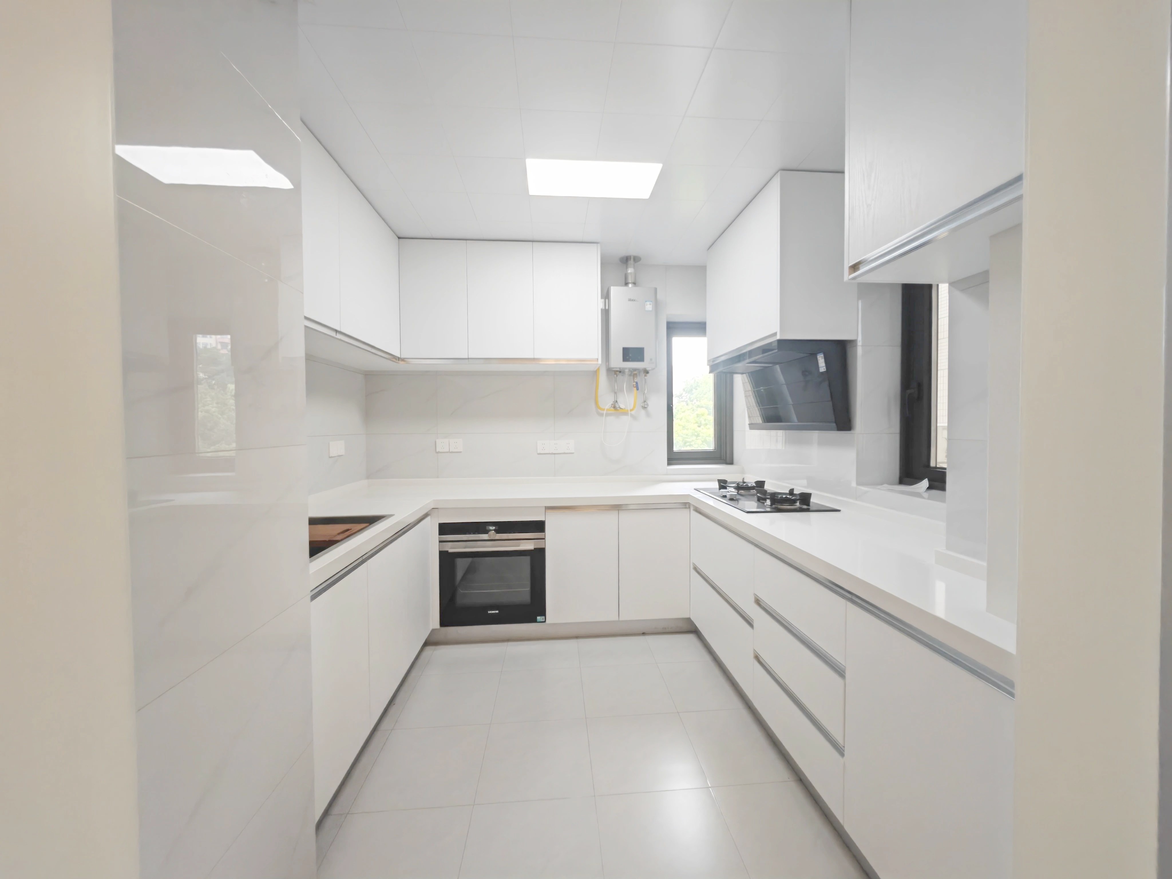 上海鸿艺豪苑二手房房源图片