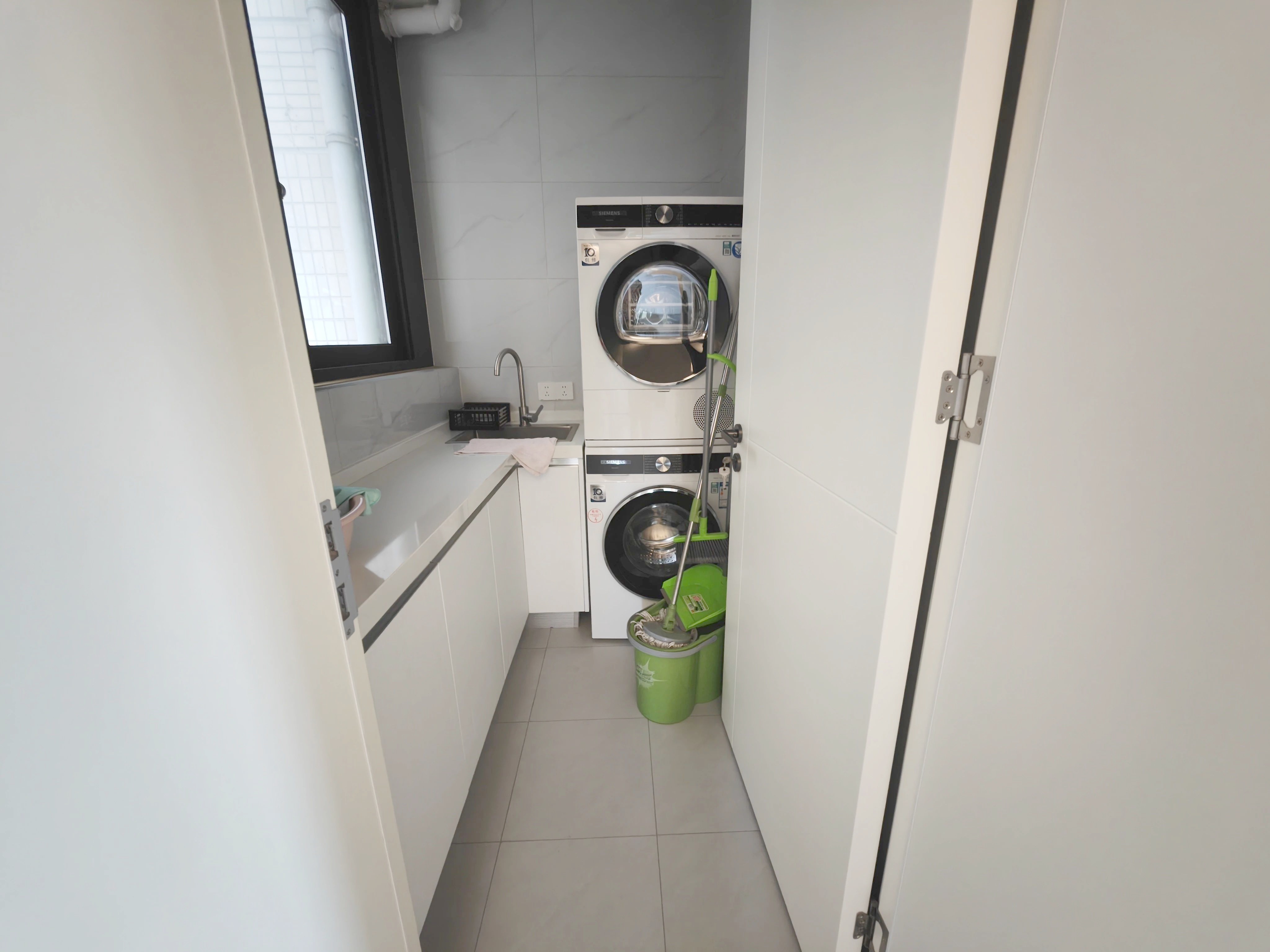 上海鸿艺豪苑二手房房源图片