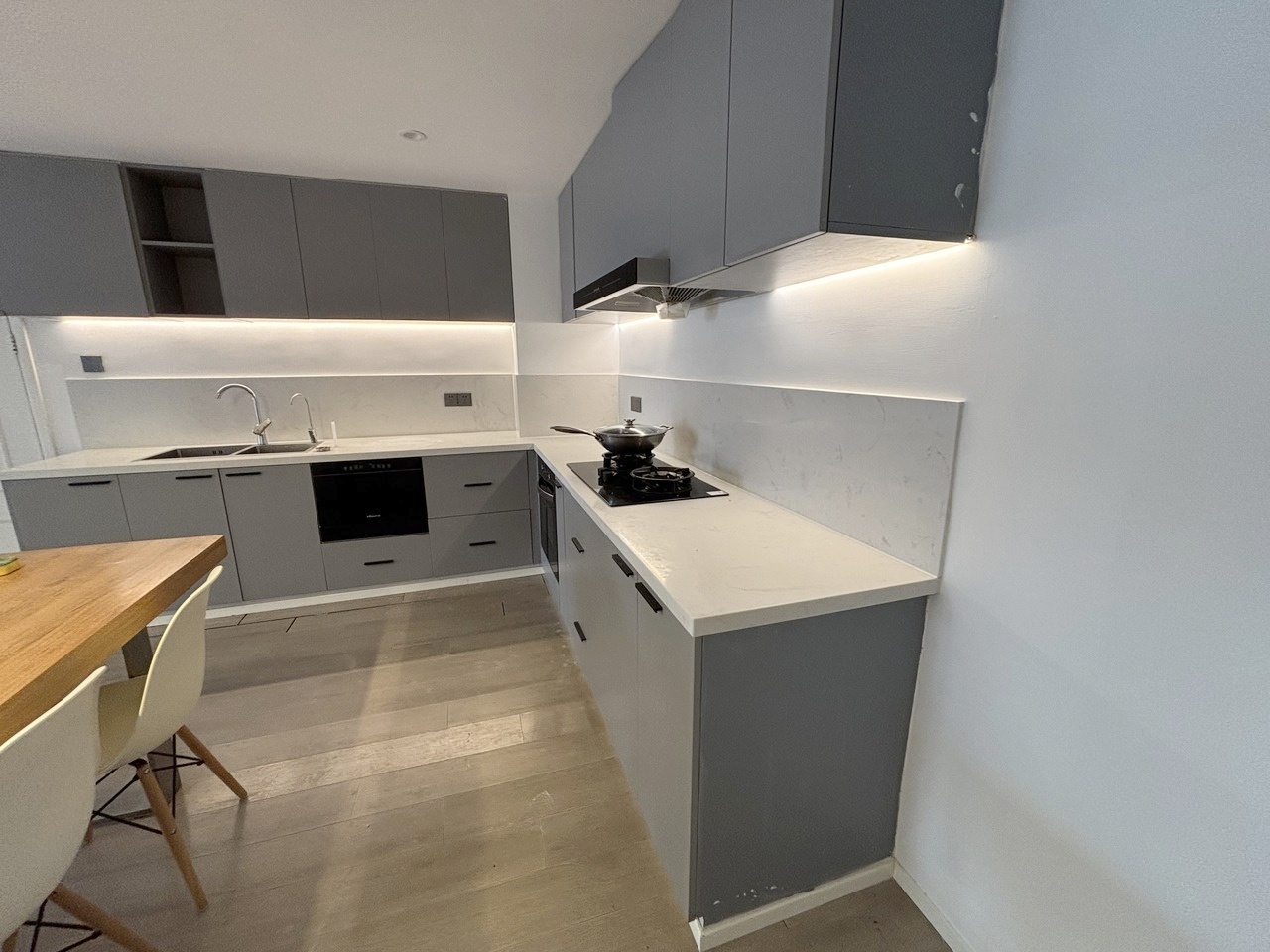 上海东方剑桥御庭苑二手房房源图片