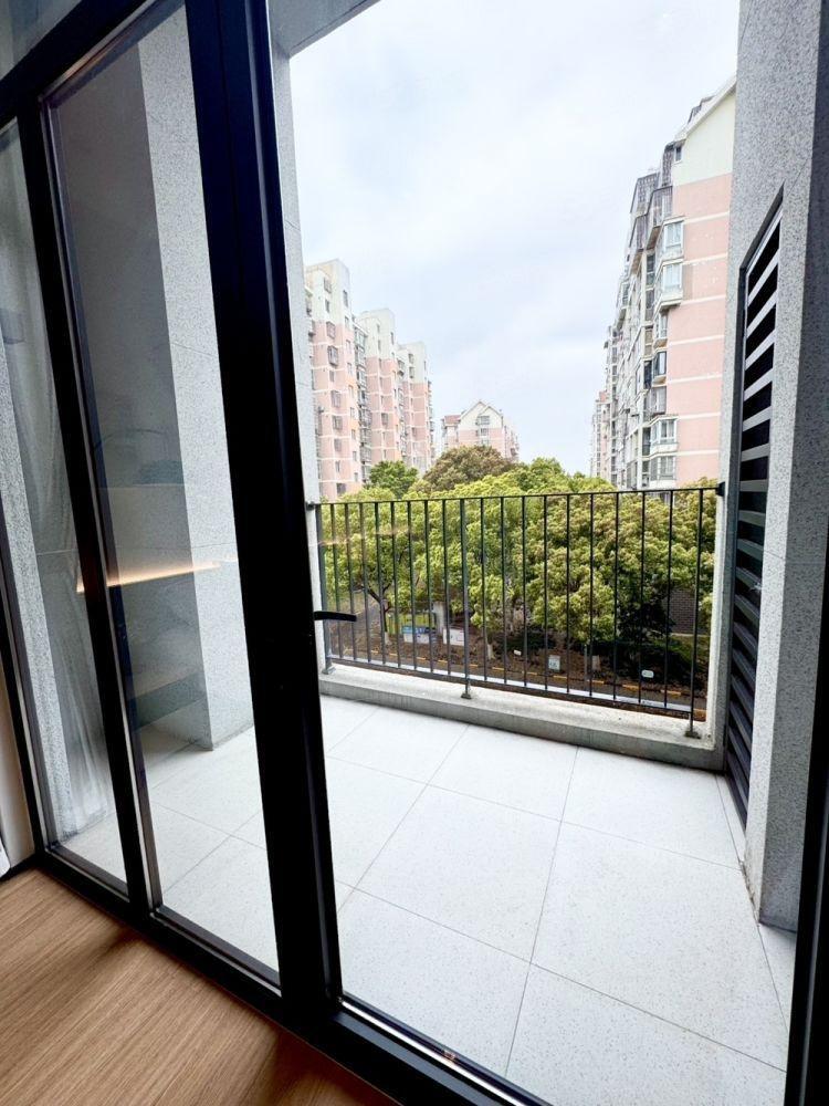 上海恒通路195号楼二手房房源图片