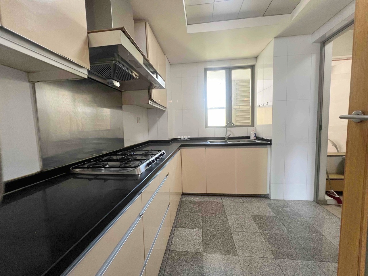 上海静安枫景苑二手房房源图片