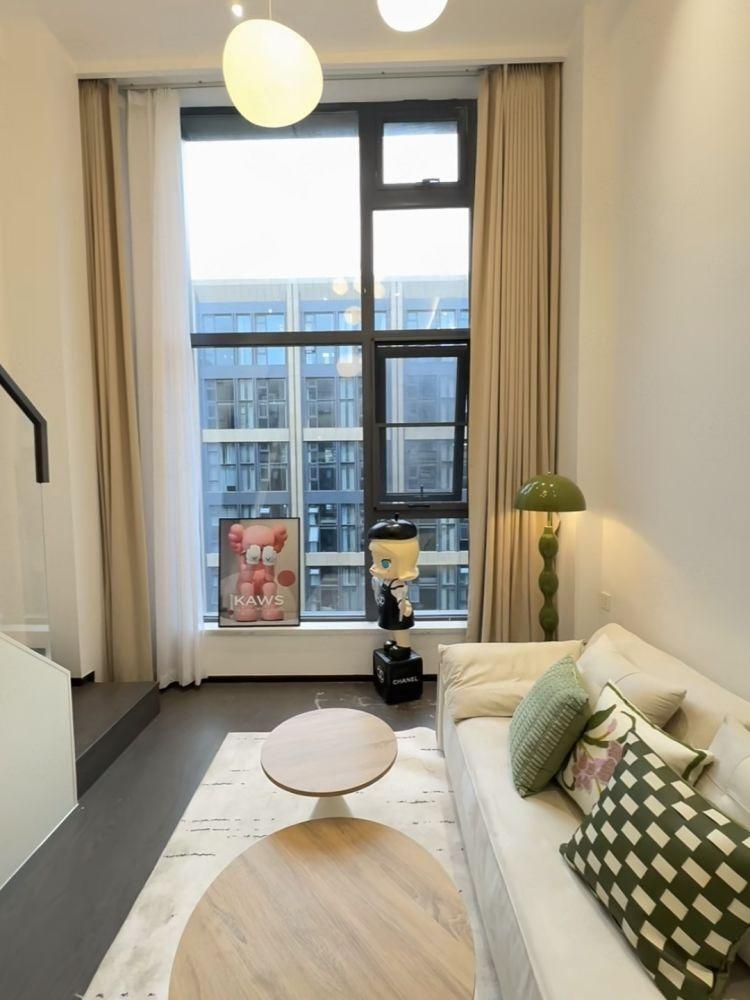 上海金运路658号楼二手房房源图片