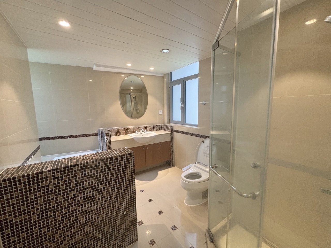 上海古北瑞仕花园二手房房源图片