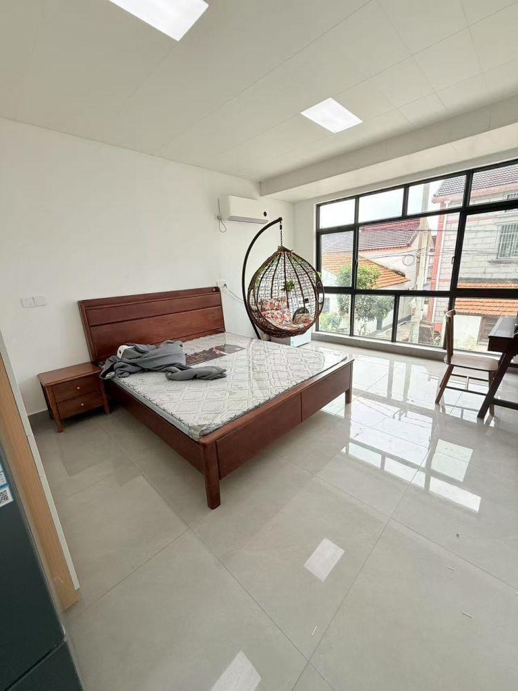 上海任港路新村二手房房源图片