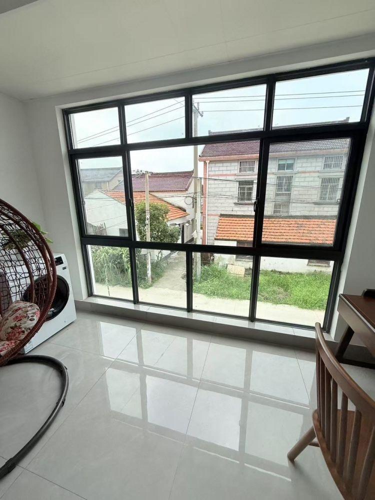 上海任港路新村二手房房源图片