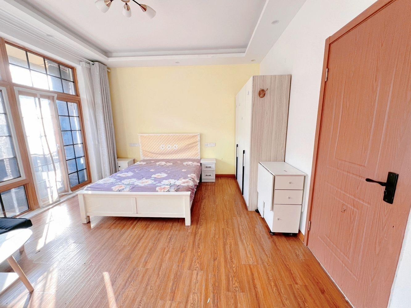 上海绿地蔷薇九里(别墅)二手房房源图片