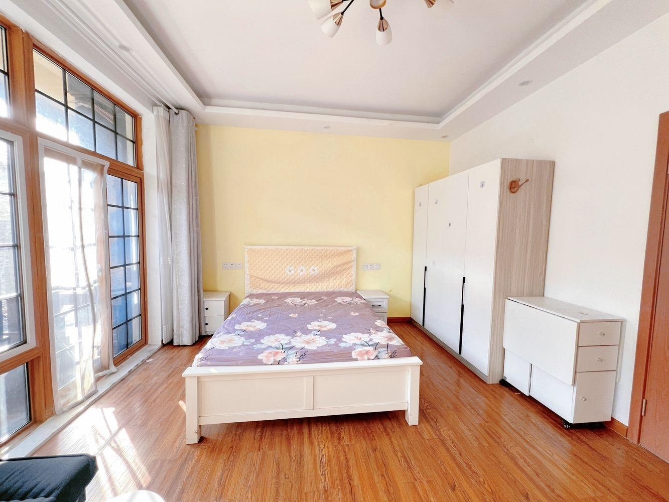 上海绿地蔷薇九里(别墅)二手房房源图片