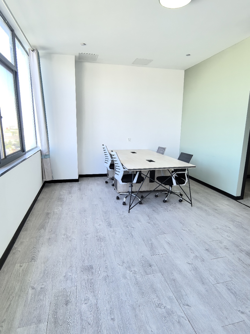 上海宝钢浦东国贸大厦二手房房源图片