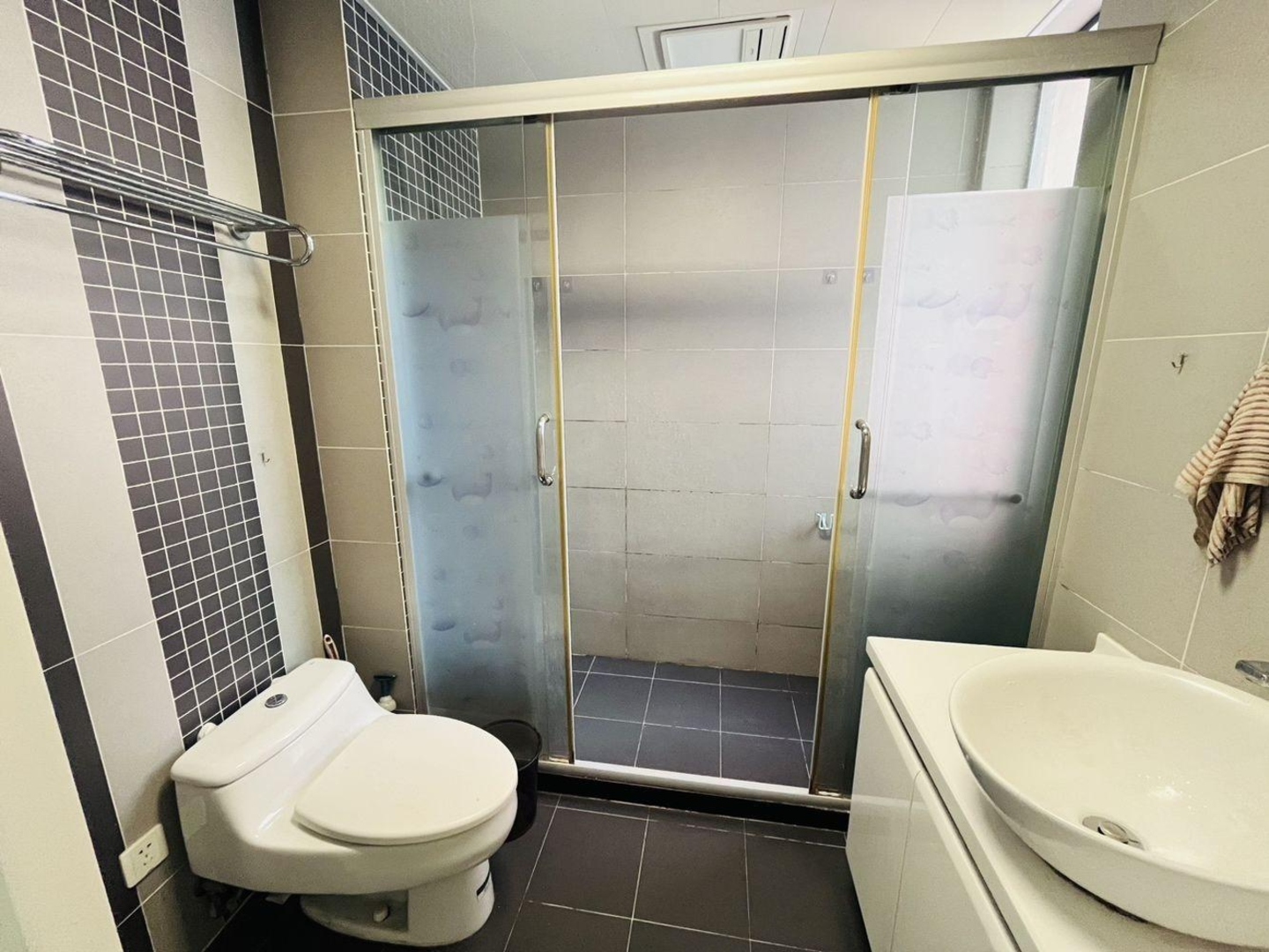 上海齐爱佳苑二手房房源图片