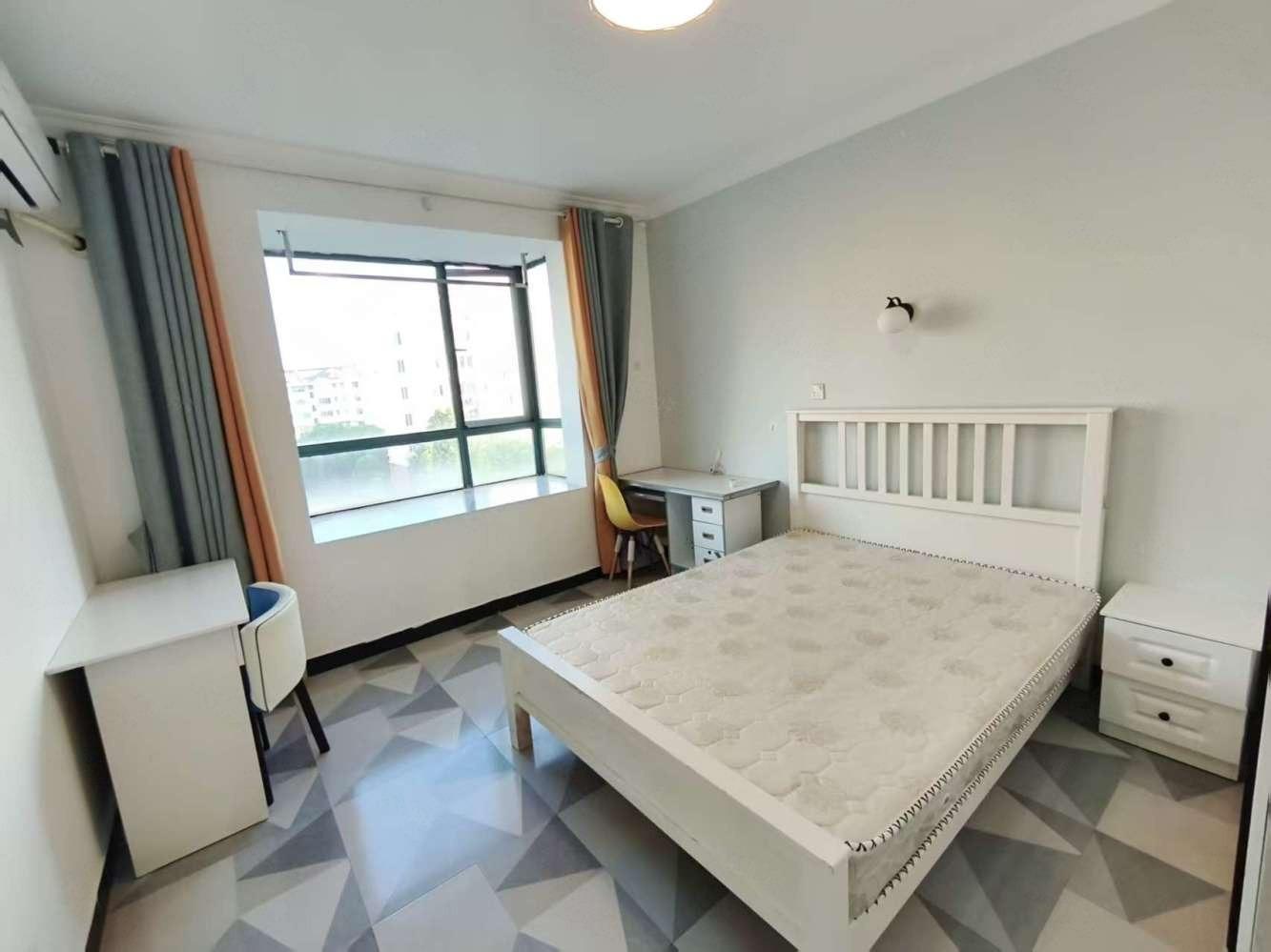 上海齐爱佳苑二手房房源图片